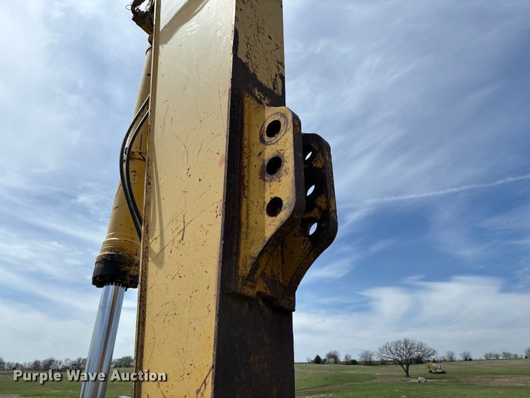 image for item FB3432 2002 Komatsu PC200LC-7L excavator