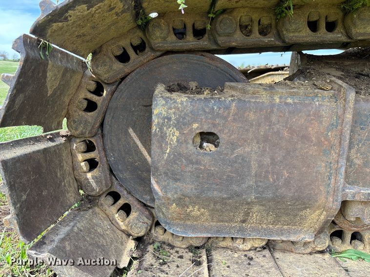 image for item FB3432 2002 Komatsu PC200LC-7L excavator