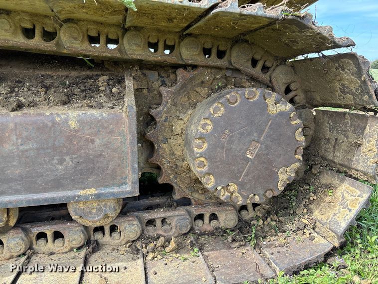 image for item FB3432 2002 Komatsu PC200LC-7L excavator