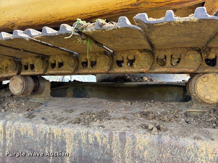 image for item FB3432 2002 Komatsu PC200LC-7L excavator