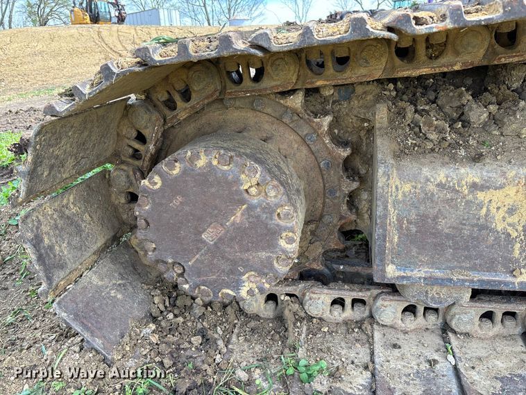 image for item FB3432 2002 Komatsu PC200LC-7L excavator