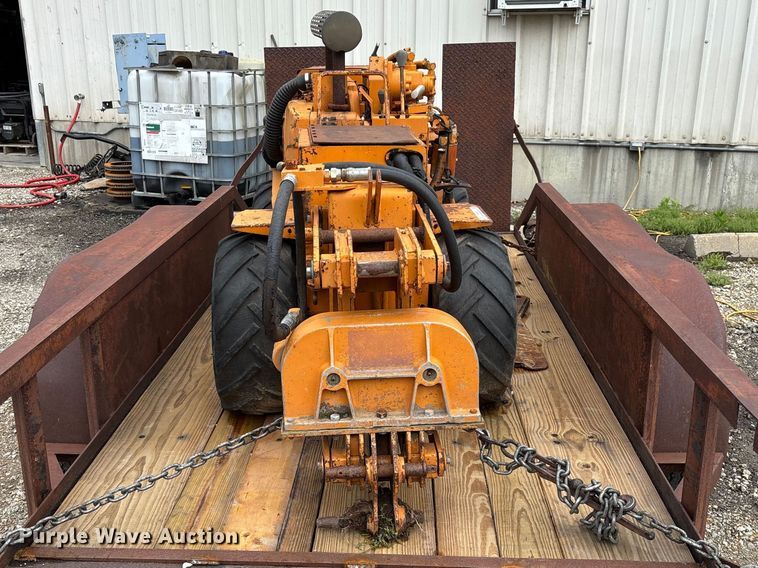 image for item FB3448 1980 Case Mini-Sneaker vibratory cable plow