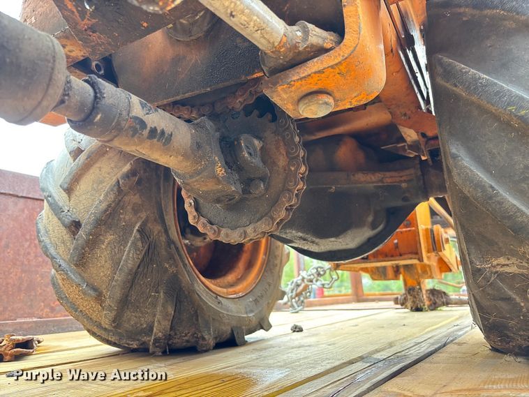 image for item FB3448 1980 Case Mini-Sneaker vibratory cable plow