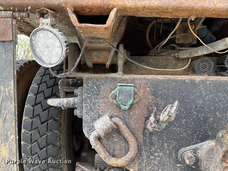 image for item FB3450 2005 International 7400 Crew Cab dump truck