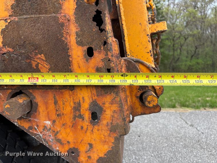 image for item FB3450 2005 International 7400 Crew Cab dump truck