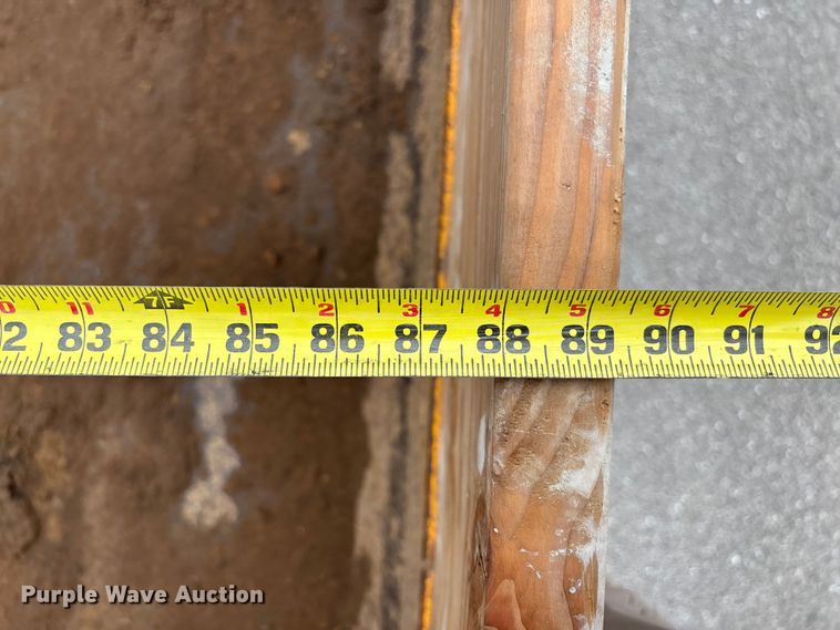 image for item FB3450 2005 International 7400 Crew Cab dump truck