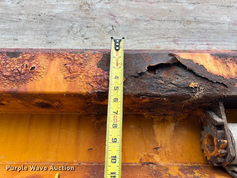 image for item FB3450 2005 International 7400 Crew Cab dump truck