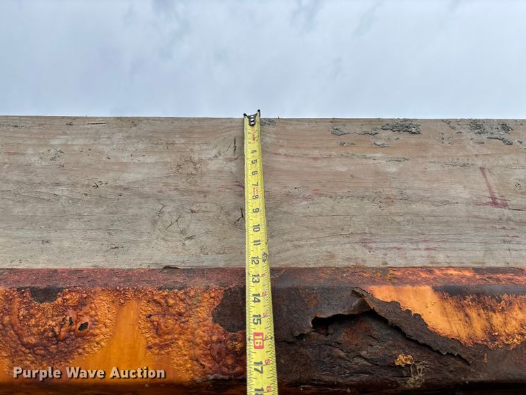 image for item FB3450 2005 International 7400 Crew Cab dump truck