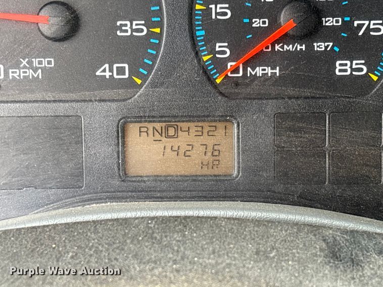 image for item FB3450 2005 International 7400 Crew Cab dump truck