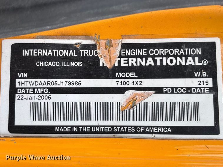 image for item FB3450 2005 International 7400 Crew Cab dump truck