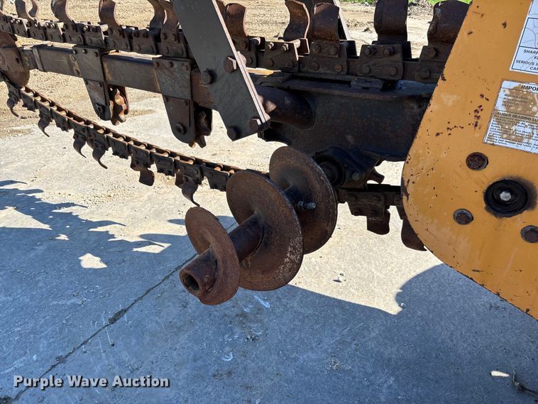 image for item FB3453 2000 Case 860 Turbo trencher