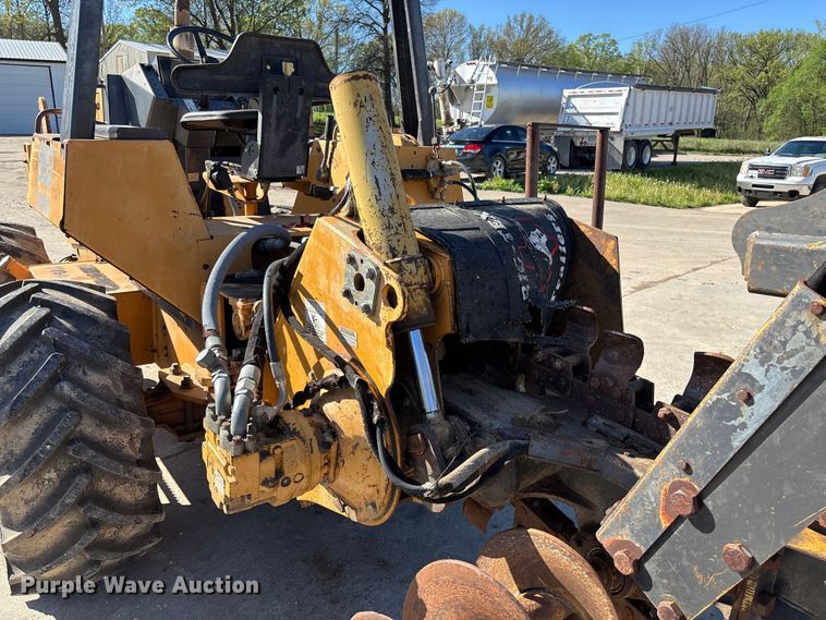 image for item FB3453 2000 Case 860 Turbo trencher