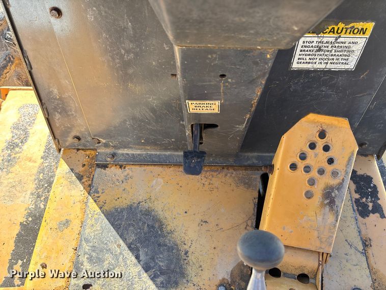 image for item FB3453 2000 Case 860 Turbo trencher