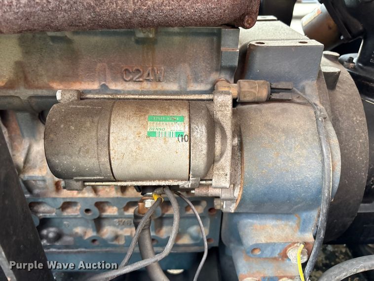 image for item FB3663 2004 Kaeser M57 air compressor