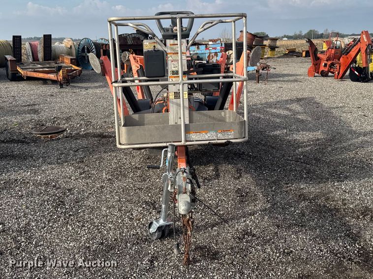 image for item FB5699 2007 JLG Industries T350 boom lift
