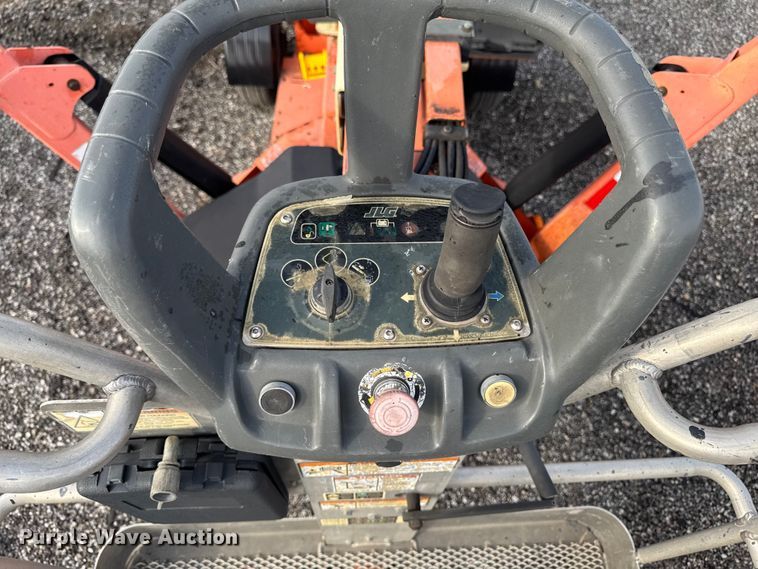image for item FB5699 2007 JLG Industries T350 boom lift