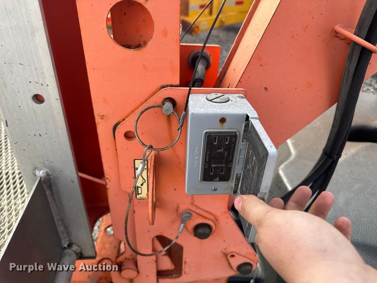 image for item FB5699 2007 JLG Industries T350 boom lift
