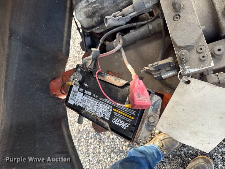 image for item FB5699 2007 JLG Industries T350 boom lift