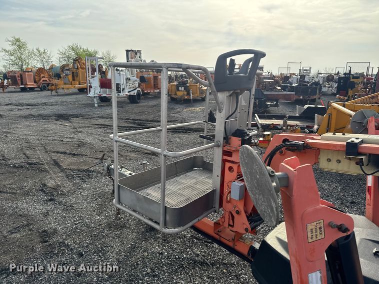 image for item FB5699 2007 JLG Industries T350 boom lift