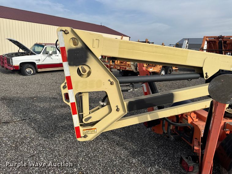 image for item FB5699 2007 JLG Industries T350 boom lift