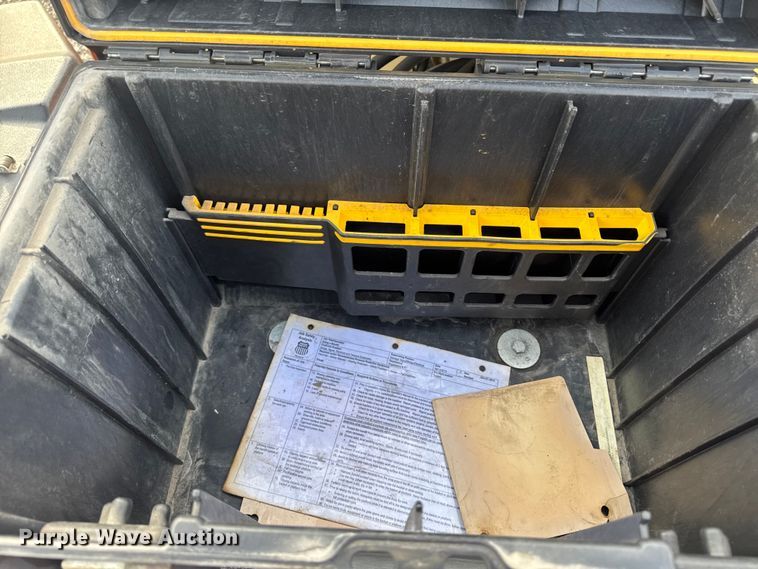 image for item FB5699 2007 JLG Industries T350 boom lift