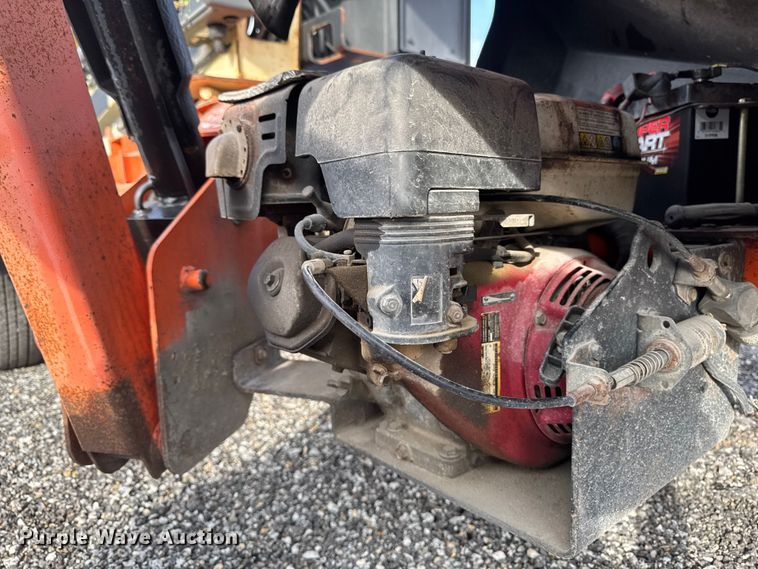 image for item FB5699 2007 JLG Industries T350 boom lift