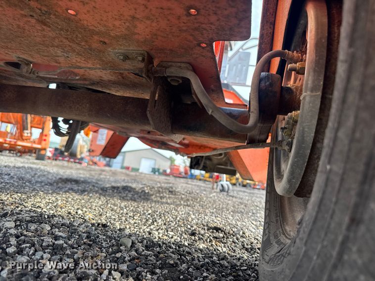 image for item FB5699 2007 JLG Industries T350 boom lift