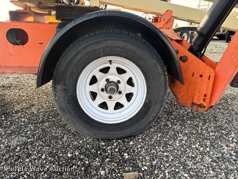 image for item FB5699 2007 JLG Industries T350 boom lift