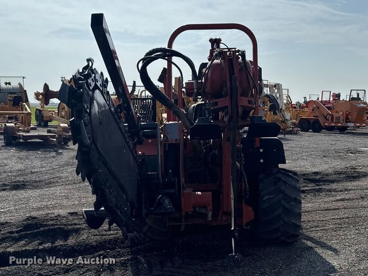 image for item FB5703 2004 Ditch Witch RT55H trencher