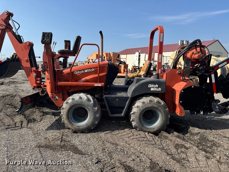 image for item FB5703 2004 Ditch Witch RT55H trencher