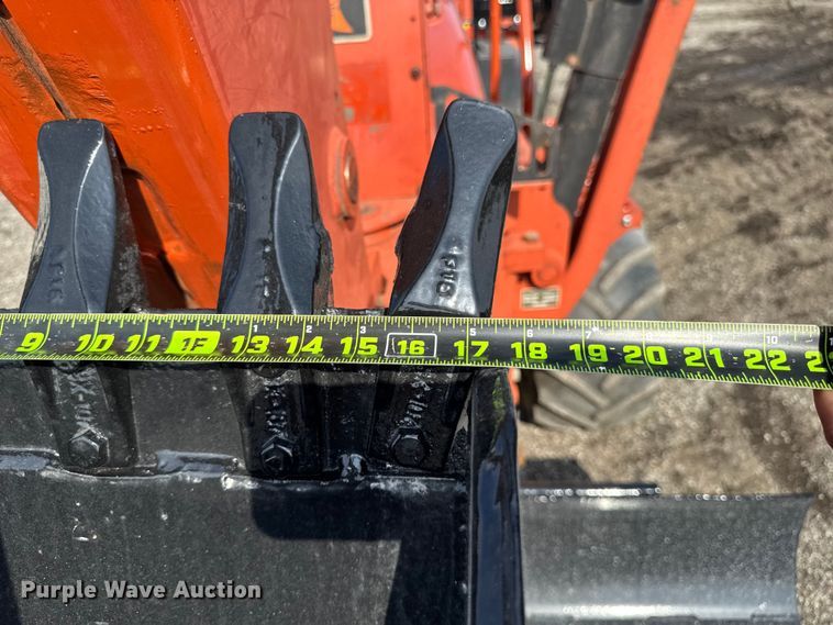 image for item FB5703 2004 Ditch Witch RT55H trencher