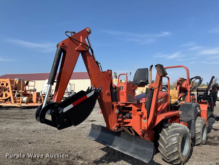 image for item FB5703 2004 Ditch Witch RT55H trencher