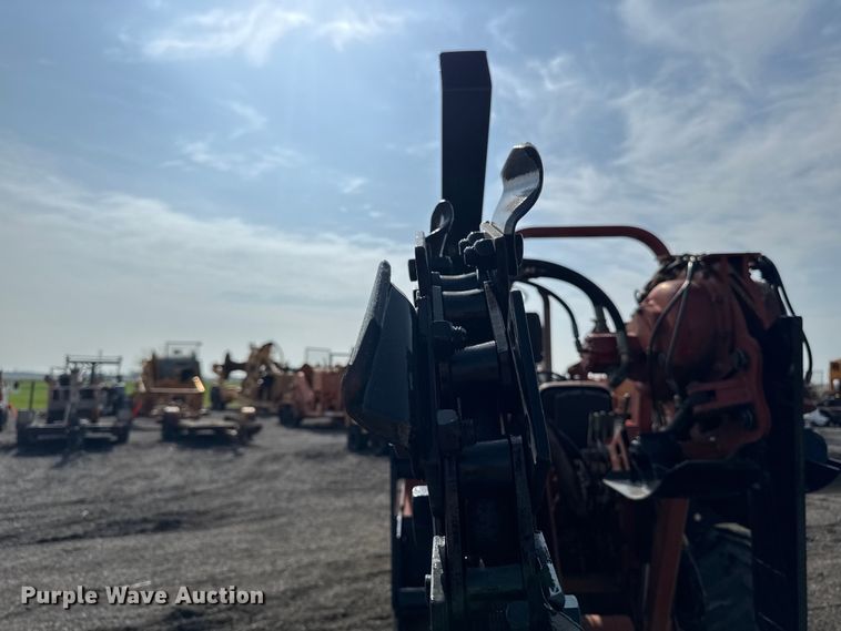image for item FB5703 2004 Ditch Witch RT55H trencher