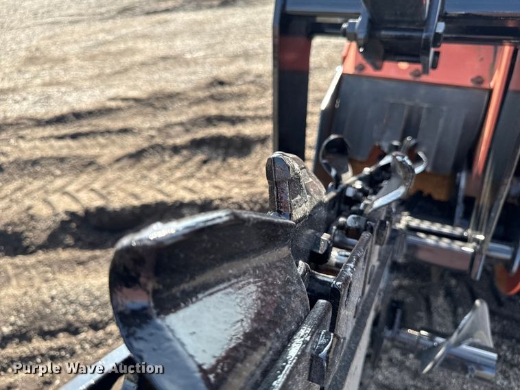 image for item FB5703 2004 Ditch Witch RT55H trencher