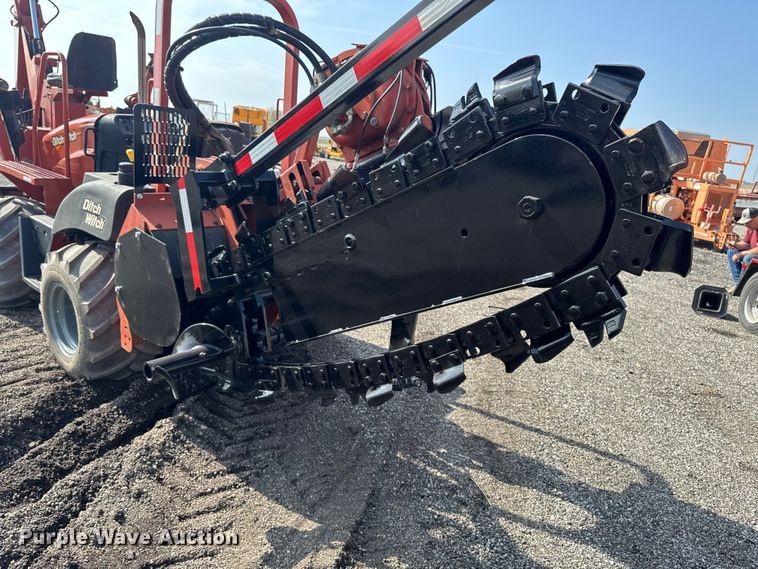 image for item FB5703 2004 Ditch Witch RT55H trencher
