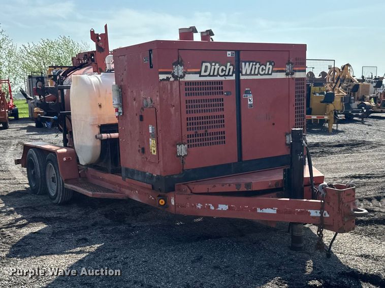 image for item FB5704 Ditch Witch FX60 vacuum excavator