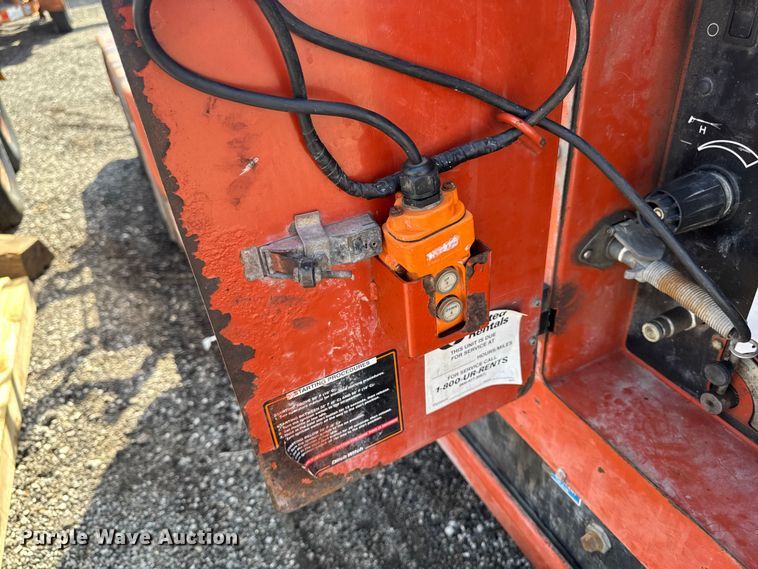 image for item FB5704 Ditch Witch FX60 vacuum excavator