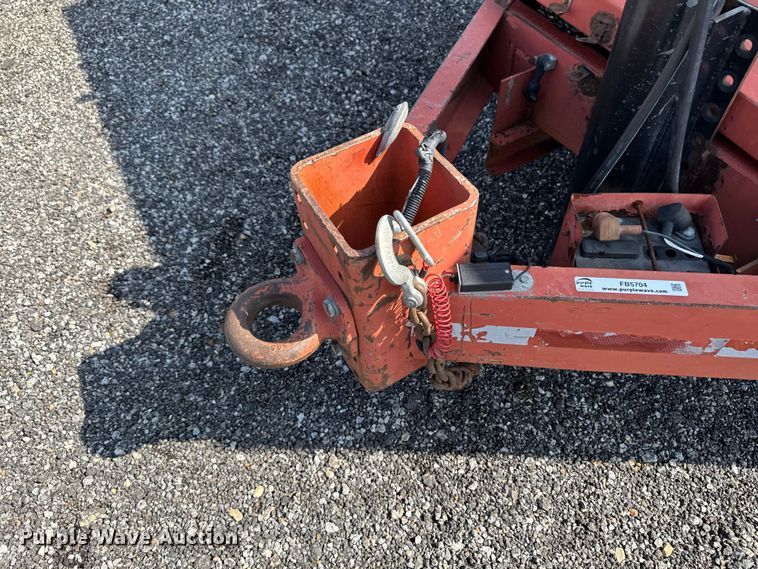image for item FB5704 Ditch Witch FX60 vacuum excavator