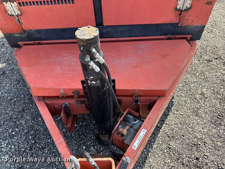 image for item FB5704 Ditch Witch FX60 vacuum excavator