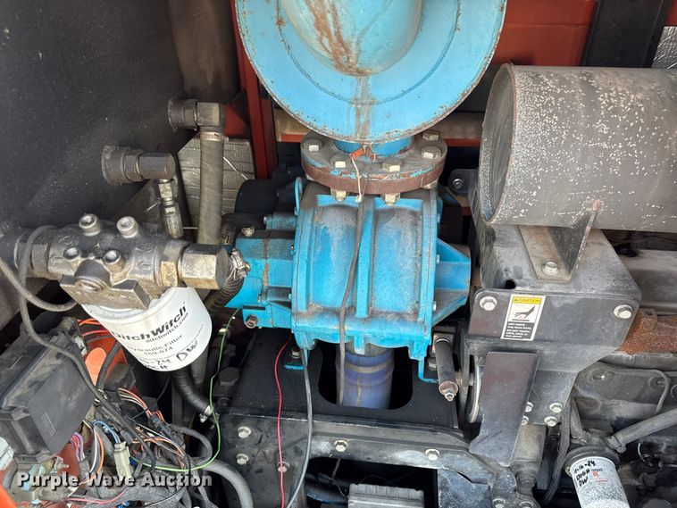 image for item FB5704 Ditch Witch FX60 vacuum excavator