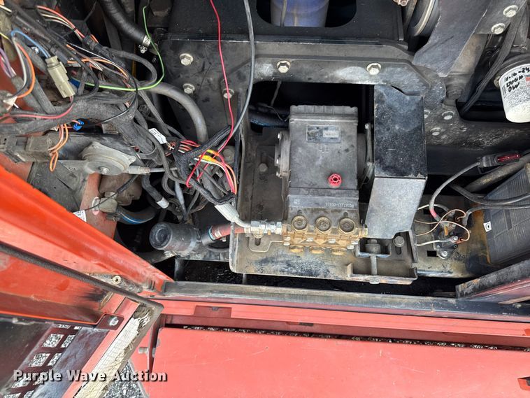 image for item FB5704 Ditch Witch FX60 vacuum excavator