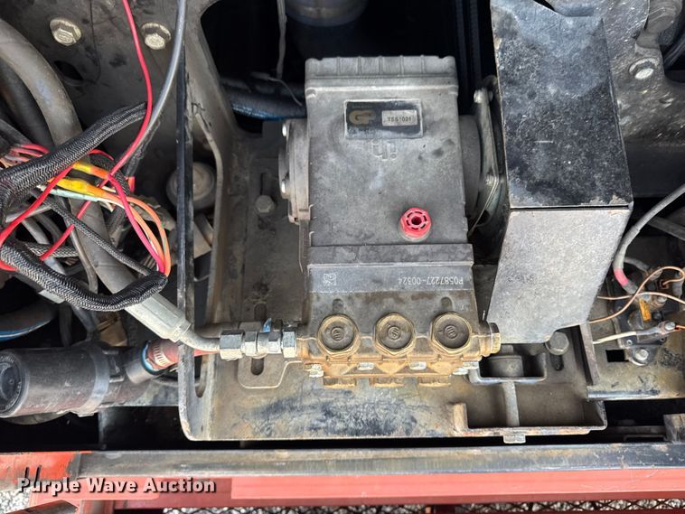 image for item FB5704 Ditch Witch FX60 vacuum excavator