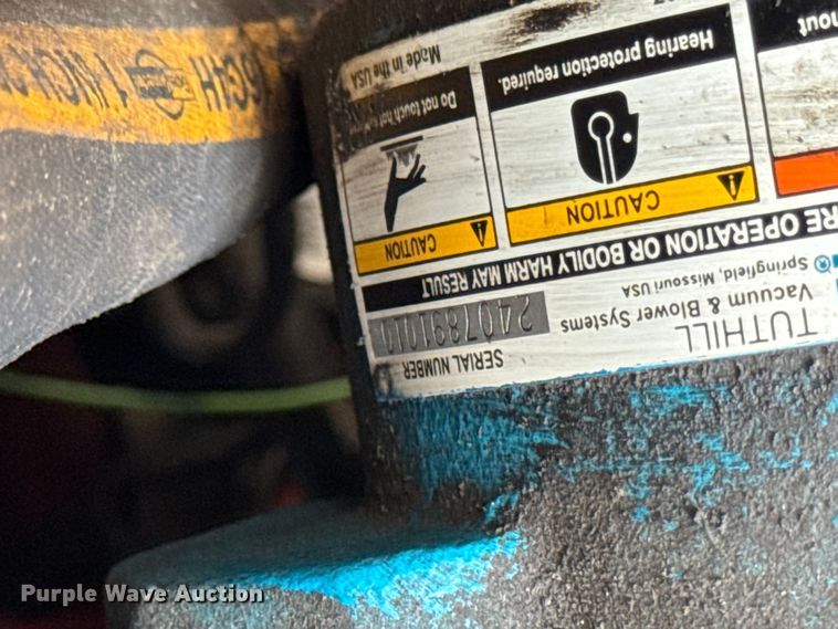 image for item FB5704 Ditch Witch FX60 vacuum excavator