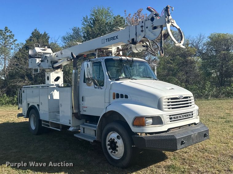 image for item FB7195 2007 Sterling Acterra digger derrick truck