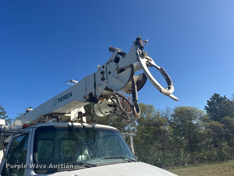image for item FB7195 2007 Sterling Acterra digger derrick truck