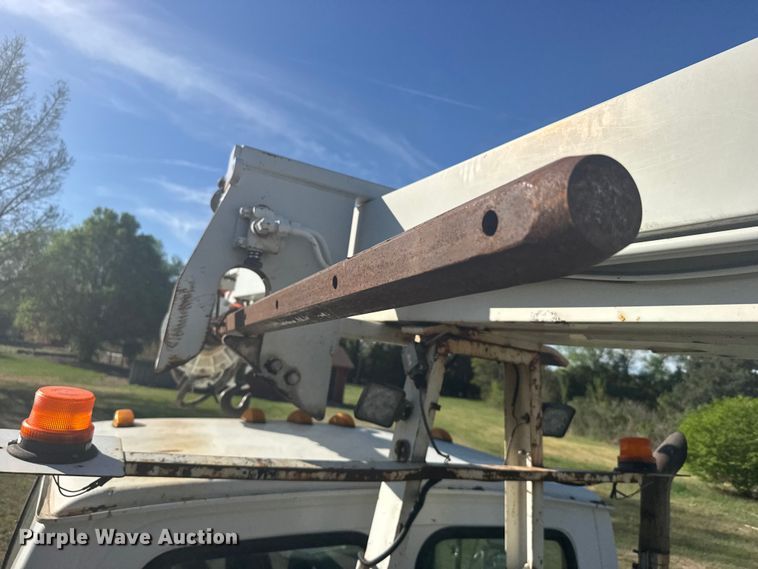 image for item FB7195 2007 Sterling Acterra digger derrick truck
