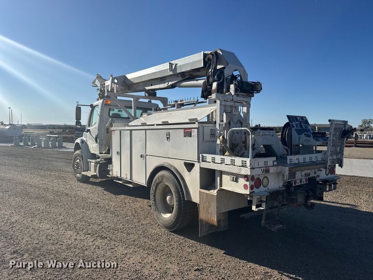 image for item FB7201 2013 Freightliner Business Class M2 digger derrick truck