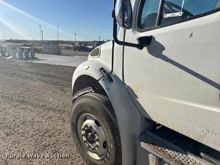 image for item FB7201 2013 Freightliner Business Class M2 digger derrick truck