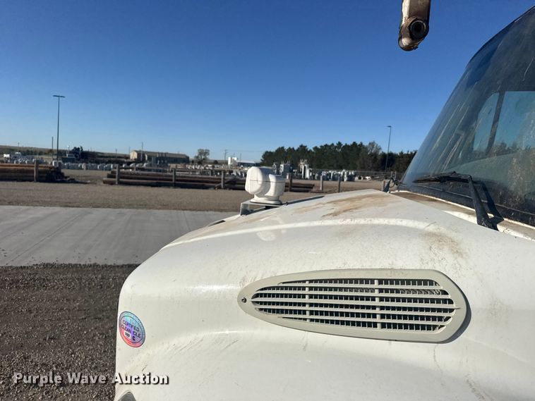 image for item FB7201 2013 Freightliner Business Class M2 digger derrick truck