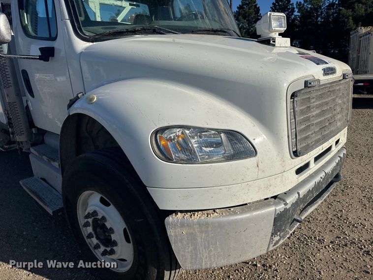 image for item FB7201 2013 Freightliner Business Class M2 digger derrick truck